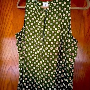 Cabi Snap Blouse. Size large (L).  EUC. #3985